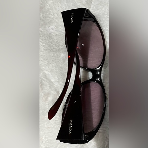 Prada 2005 Sunglasses 🕶️ vintage dark brown. - Picture 6 of 6